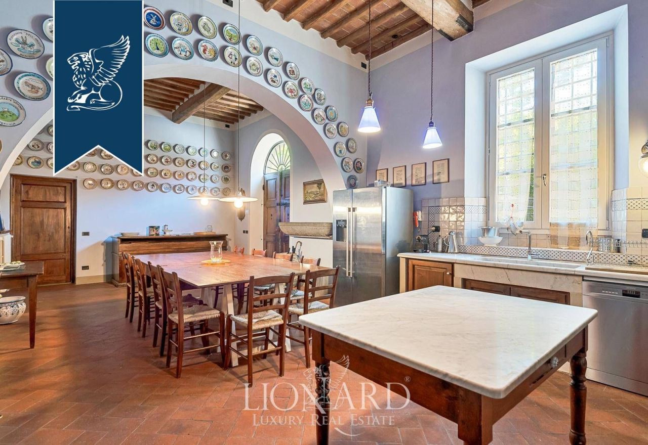 Вилла в Лукке, Италия, 840 м² - фото 14