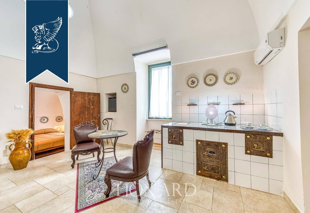 Вилла в Монополи, Италия, 4 900 м² - фото 13