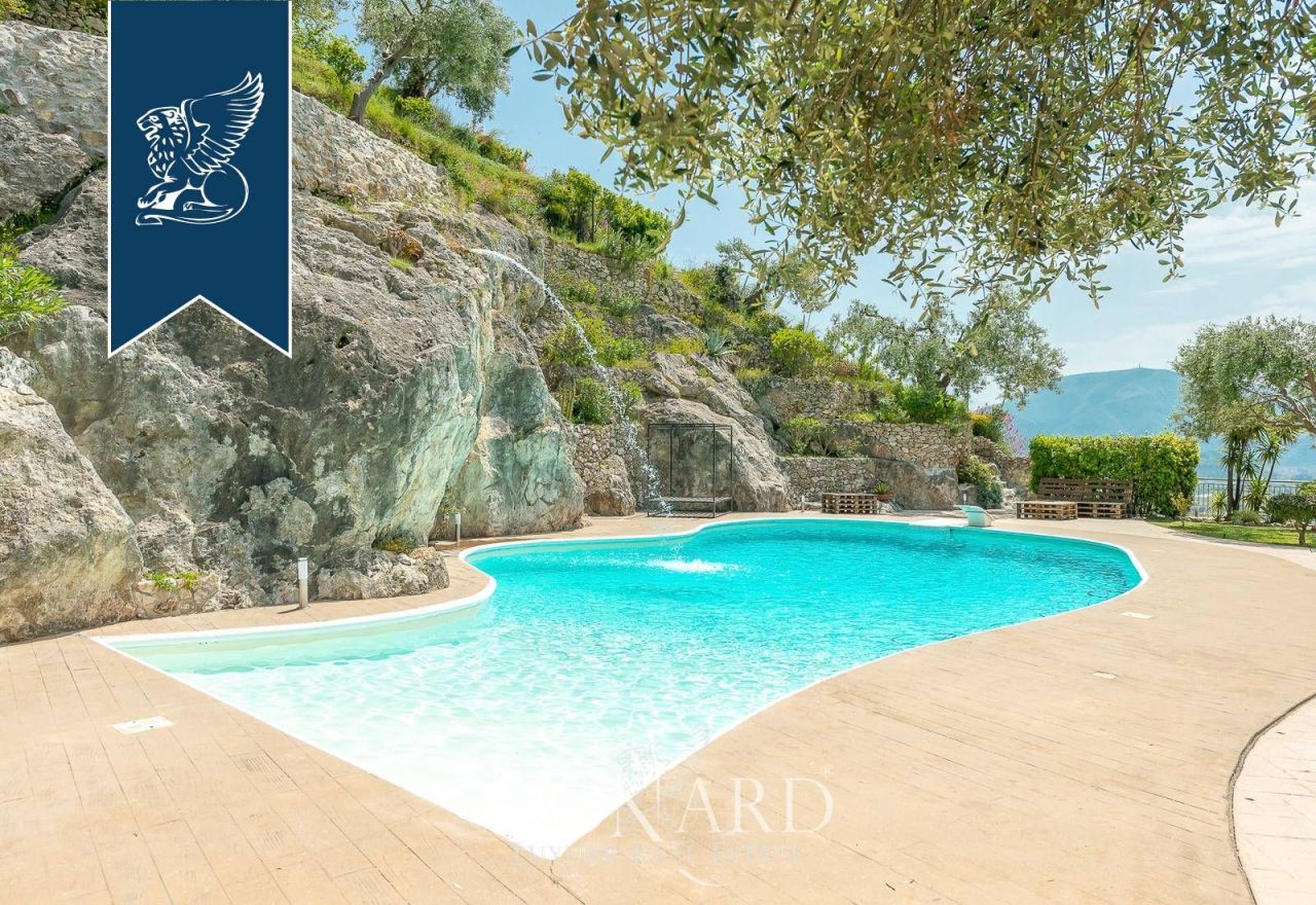 Вилла в Салерно, Италия, 1 850 м² - фото 13