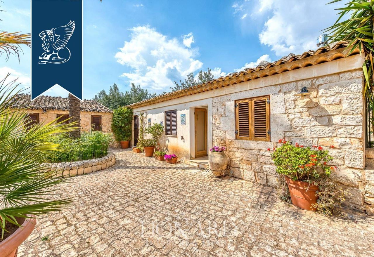 Вилла в Рагузе, Италия, 1 050 м² - фото 13