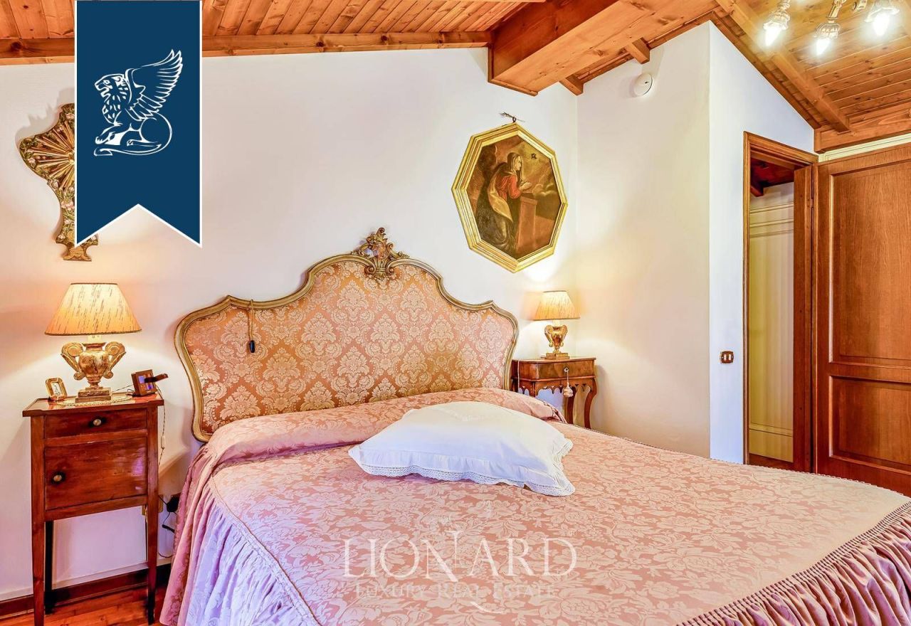 Вилла в Лукке, Италия, 800 м² - фото 13