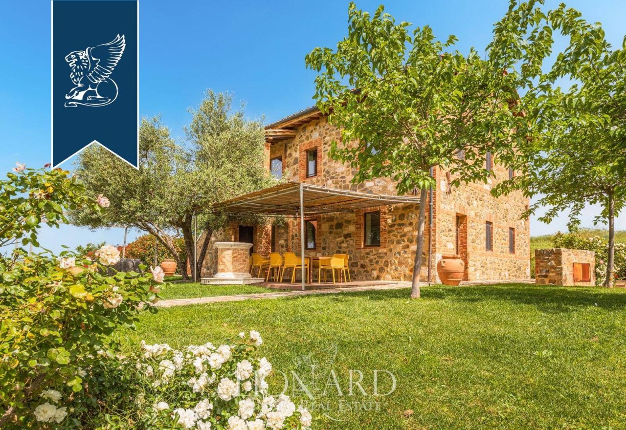 Вилла в Сиене, Италия, 280 м² - фото 13