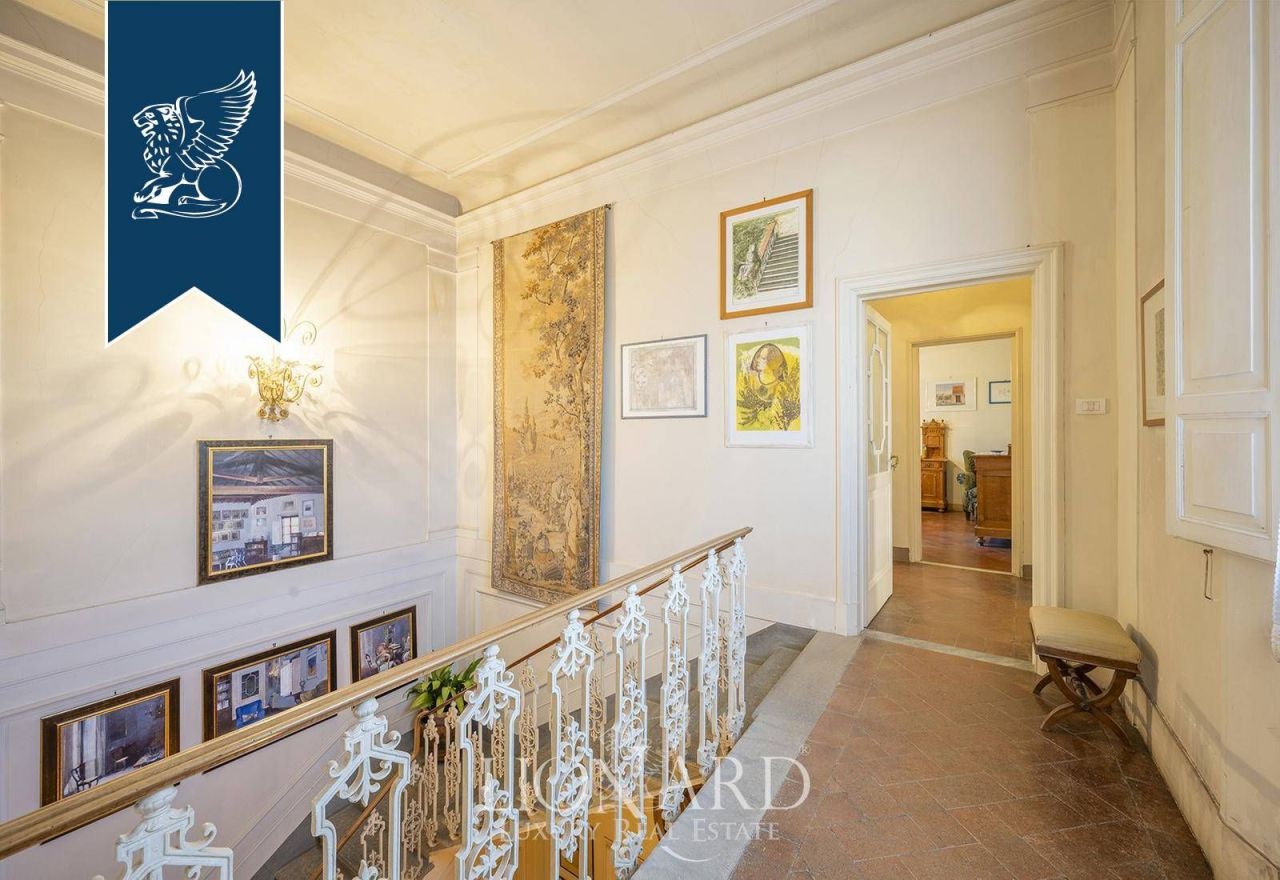 Вилла во Флоренции, Италия, 1 706 м² - фото 13