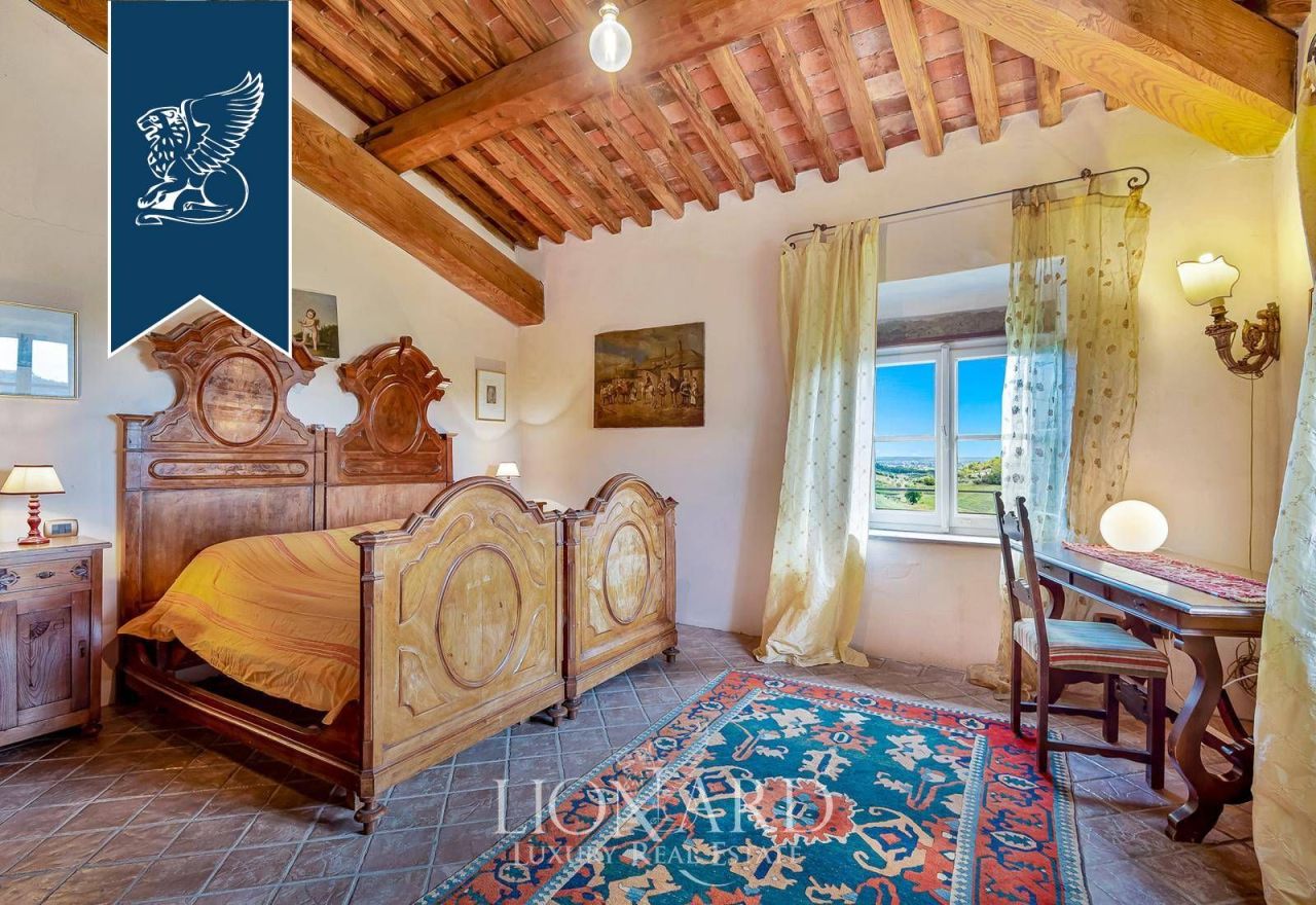 Вилла в Лукке, Италия, 1 301 м² - фото 13