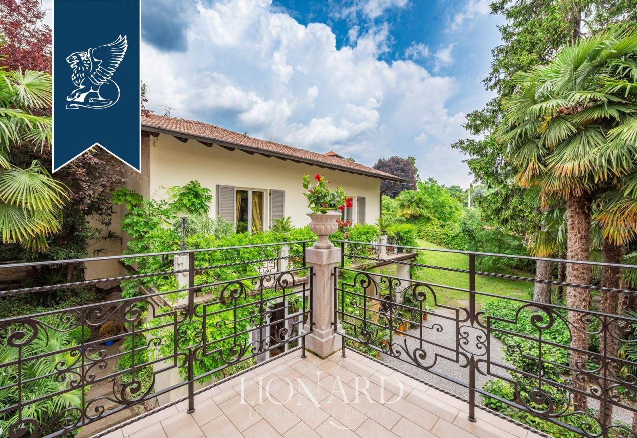 Вилла в Комо, Италия, 500 м² - фото 13