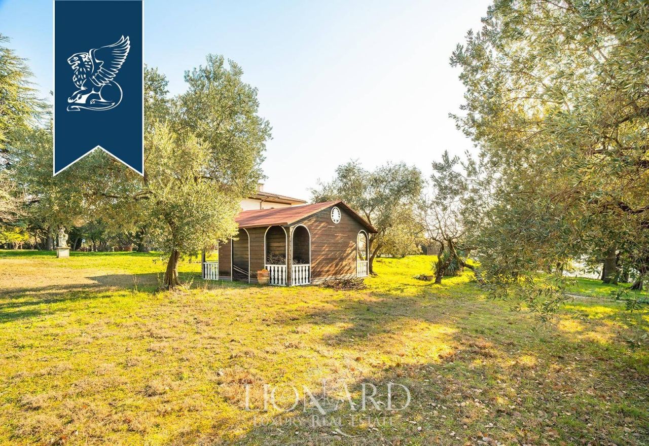 Вилла в Вероне, Италия, 1 270 м² - фото 13