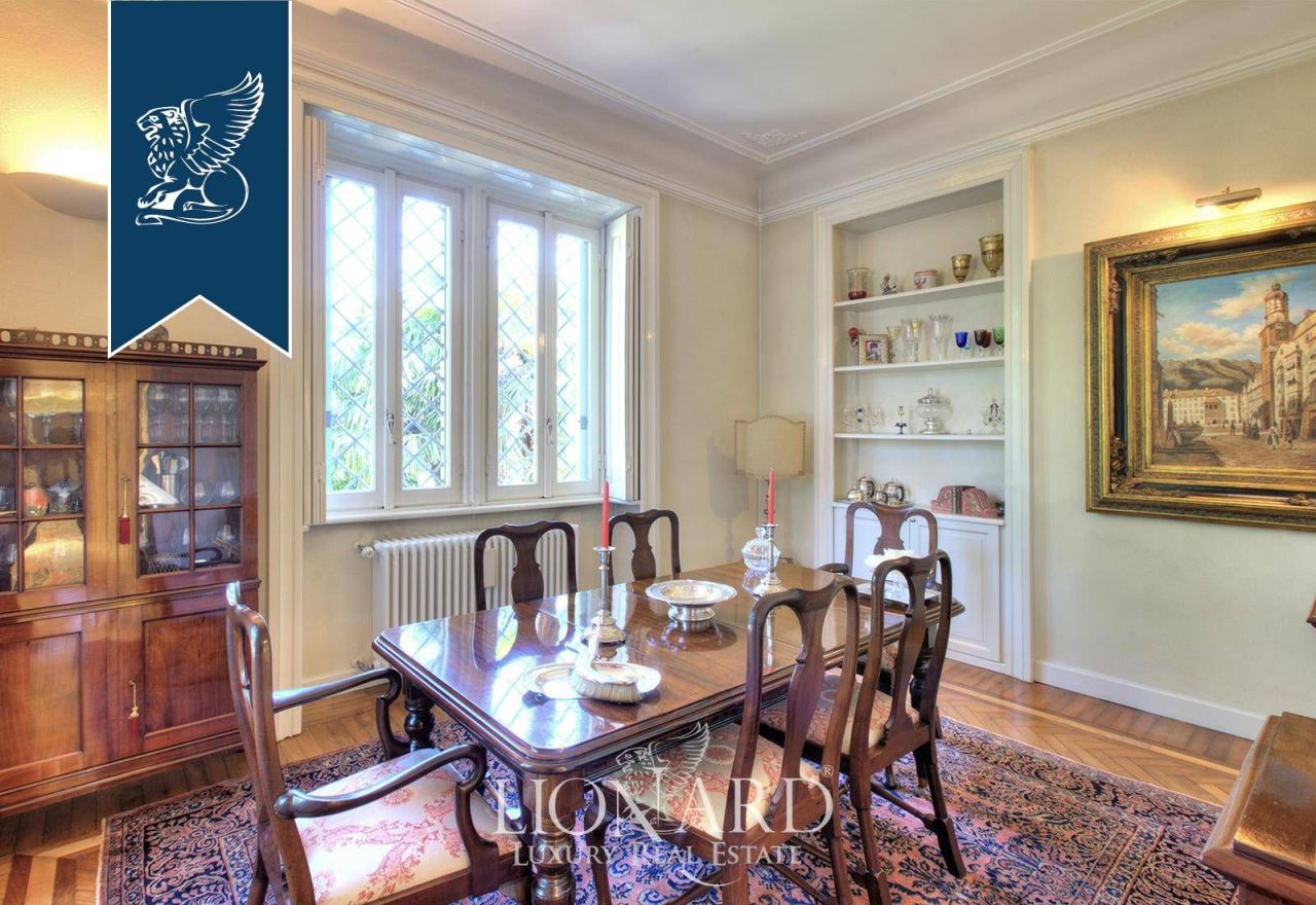 Вилла в Варесе, Италия, 550 м² - фото 13