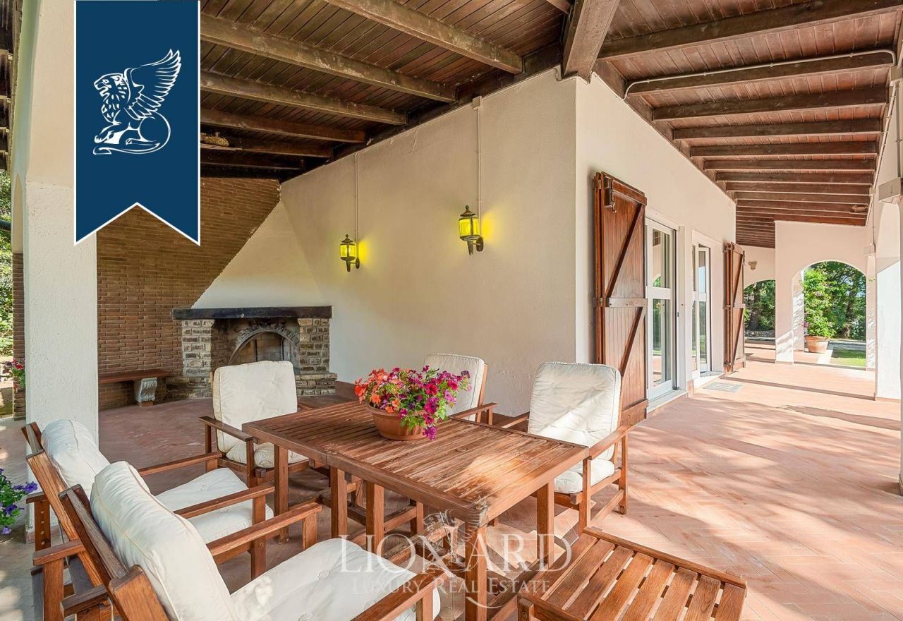 Вилла в Ливорно, Италия, 500 м² - фото 13