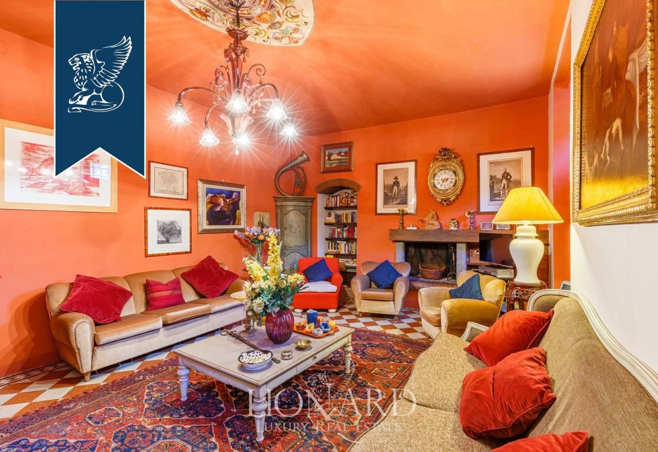 Ферма во Флоренции, Италия, 2 400 м² - фото 13