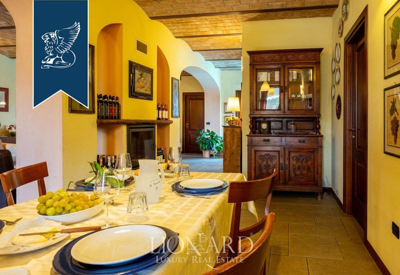 Вилла в Кунео, Италия, 700 м² - фото 13