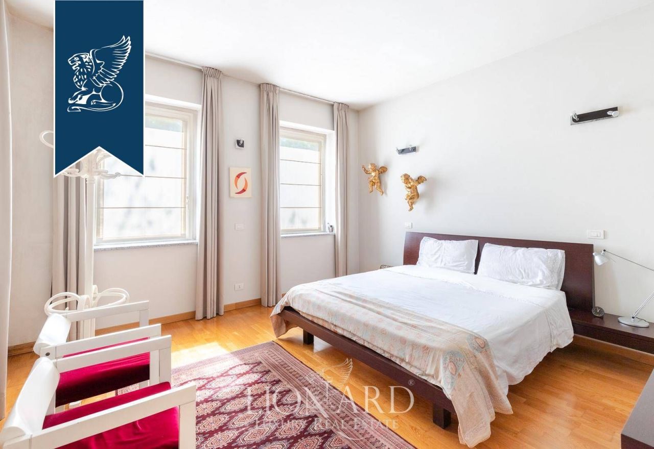 Вилла в Асти, Италия, 2 000 м² - фото 14