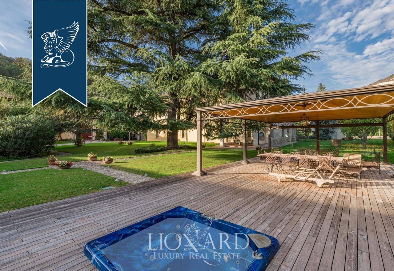 Дом в Брешии, Италия, 1 850 м² - фото 13