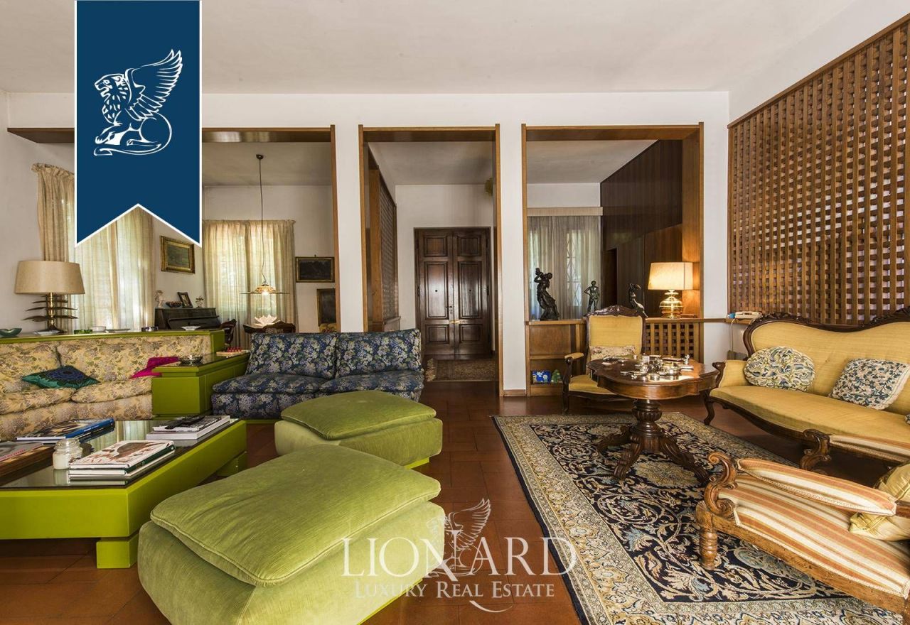 Вилла в Лукке, Италия, 500 м² - фото 13