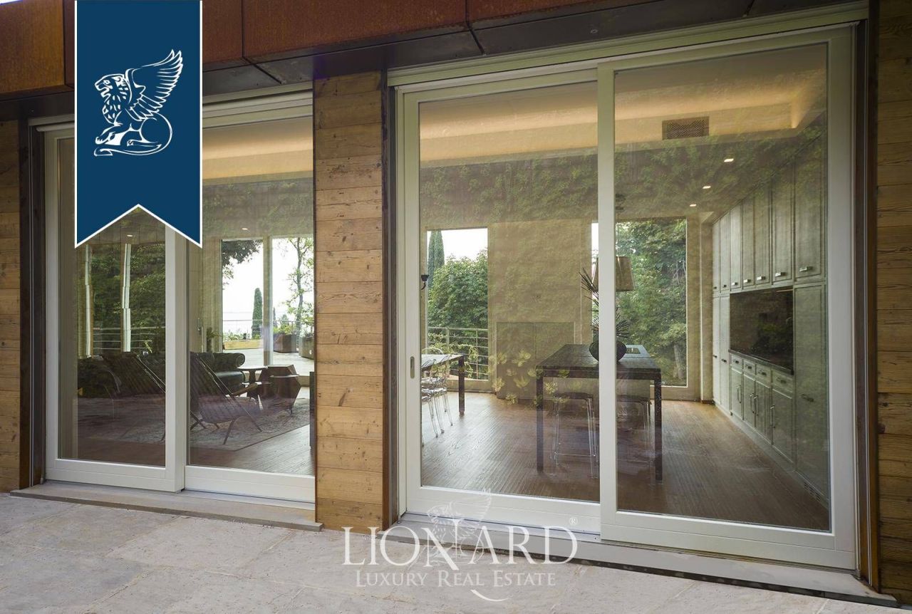 Вилла в Паденге-суль-Гарде, Италия, 400 м² - фото 13