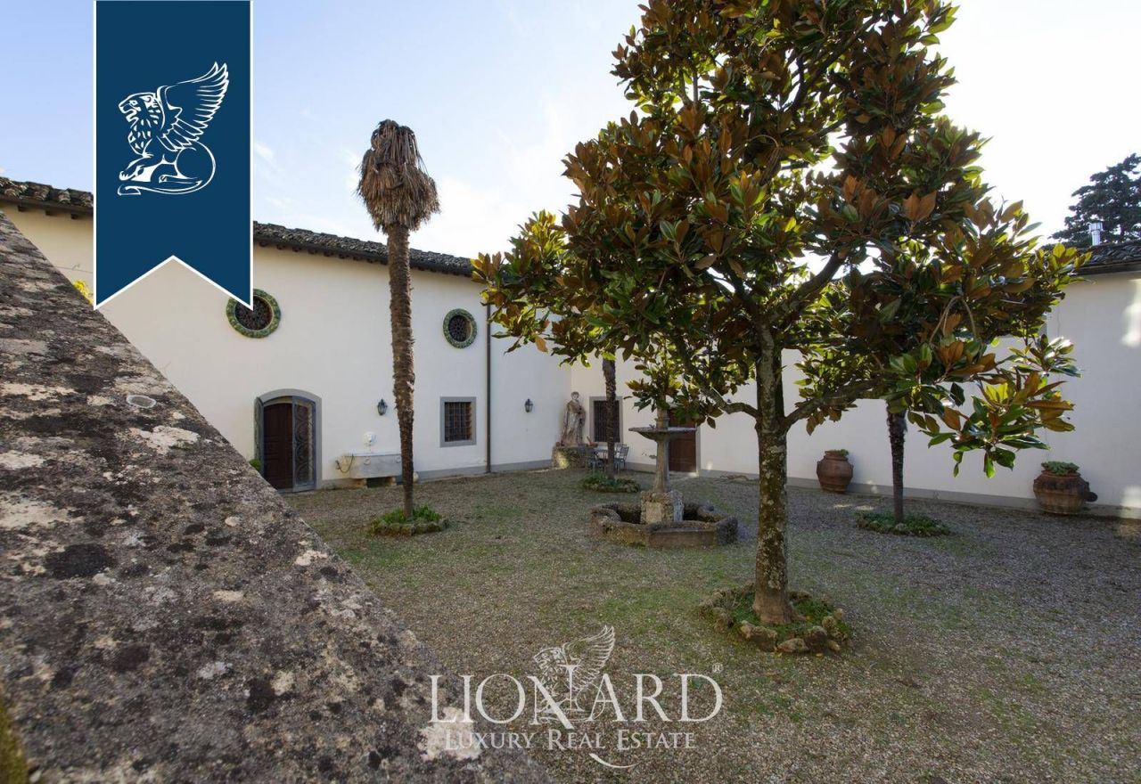 Замок во Флоренции, Италия, 2 700 м² - фото 15