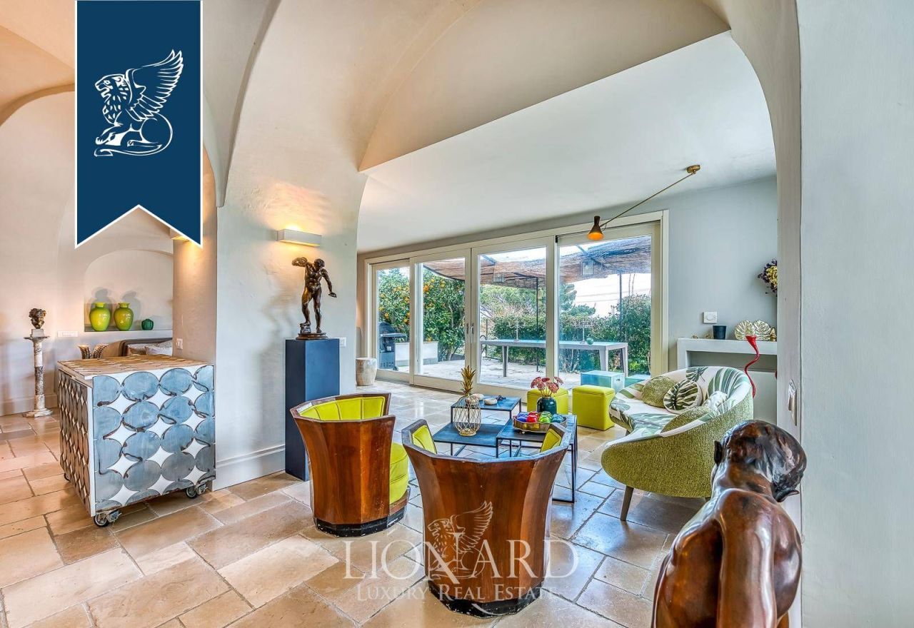 Апартаменты на Капри, Италия, 240 м² - фото 15