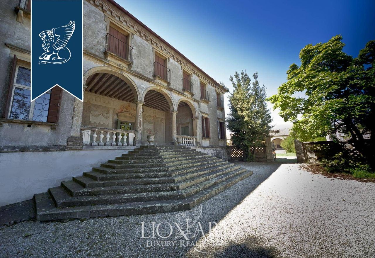 Вилла в Падуе, Италия, 3 840 м² - фото 15