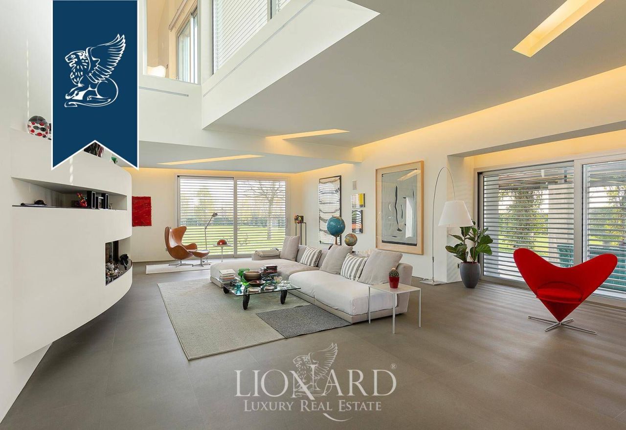 Вилла в Бергамо, Италия, 1 000 м² - фото 15