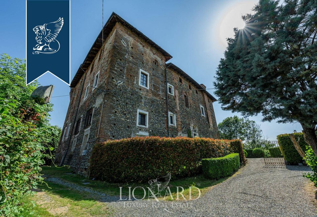 Замок в Биелле, Италия, 1 100 м² - фото 15