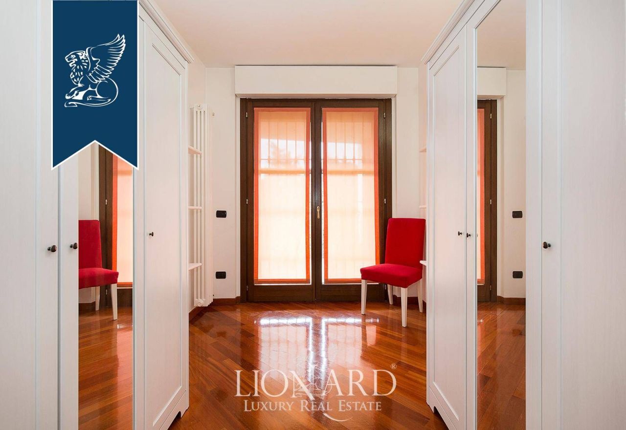 Апартаменты в Милане, Италия, 310 м² - фото 15