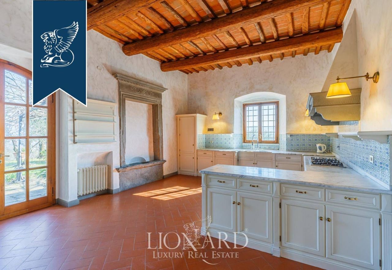 Вилла во Флоренции, Италия, 650 м² - фото 15