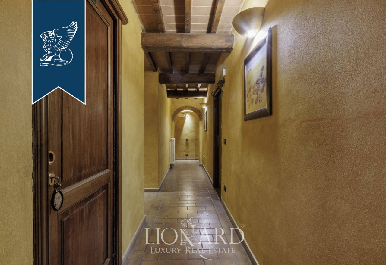 Ферма в Понтедере, Италия, 2 100 м² - фото 15