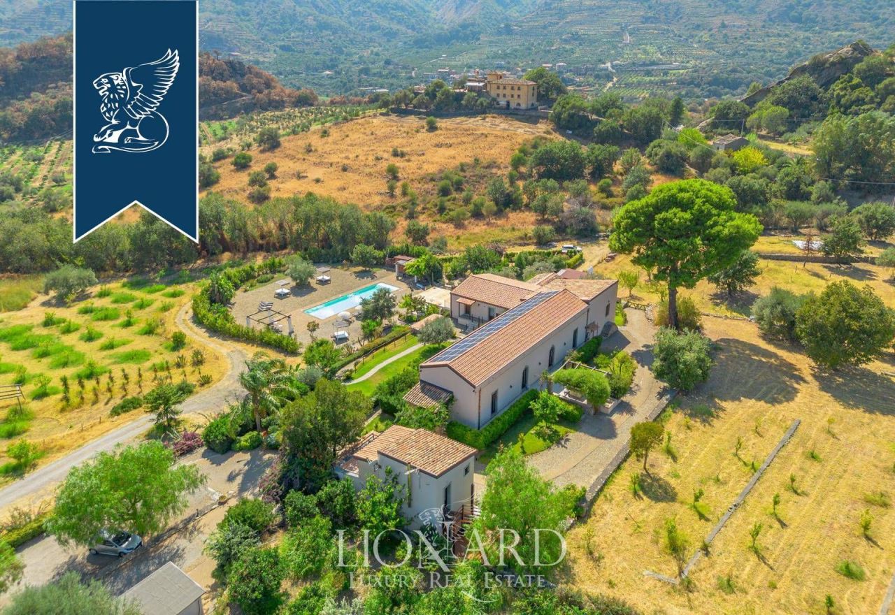 Ферма в Катании, Италия, 897 м² - фото 15