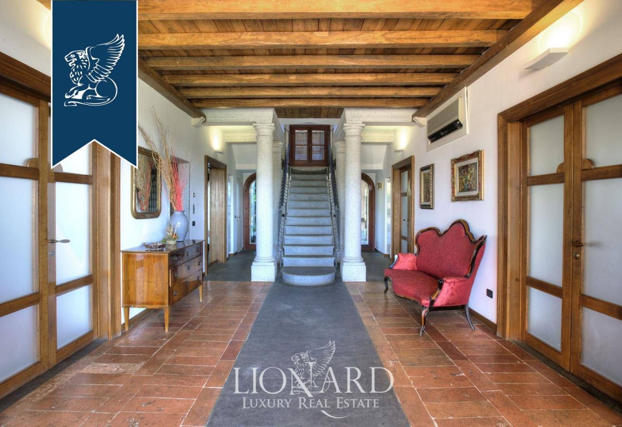 Вилла в Страделле, Италия, 700 м² - фото 15