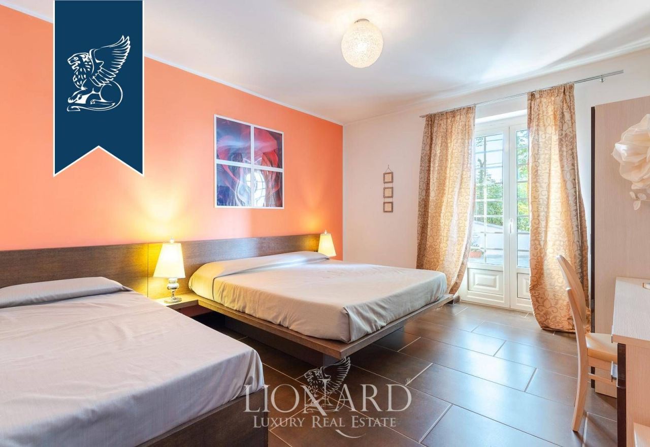 Ферма в Асти, Италия, 1 000 м² - фото 15