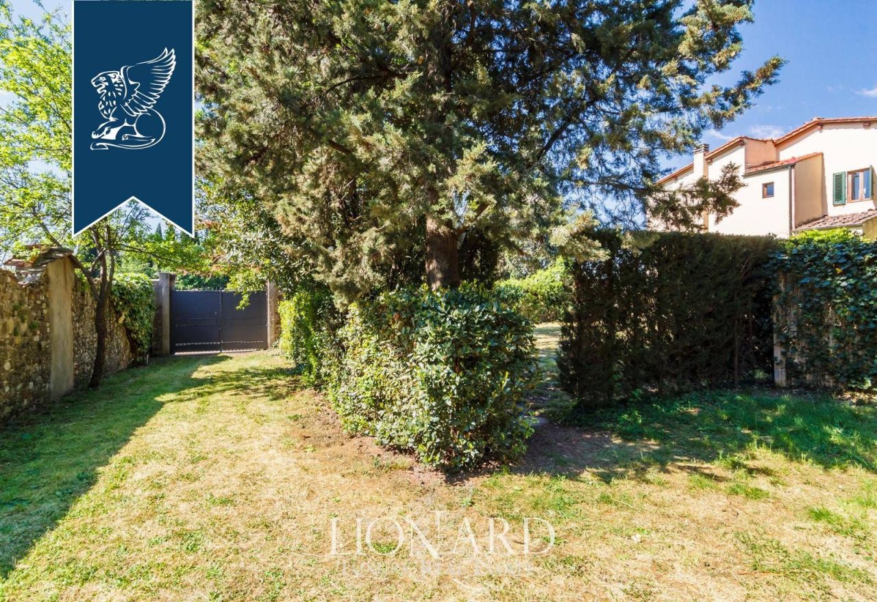 Вилла во Флоренции, Италия, 300 м² - фото 15