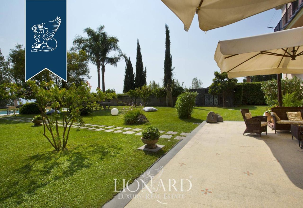 Вилла в Неаполе, Италия, 500 м² - фото 15