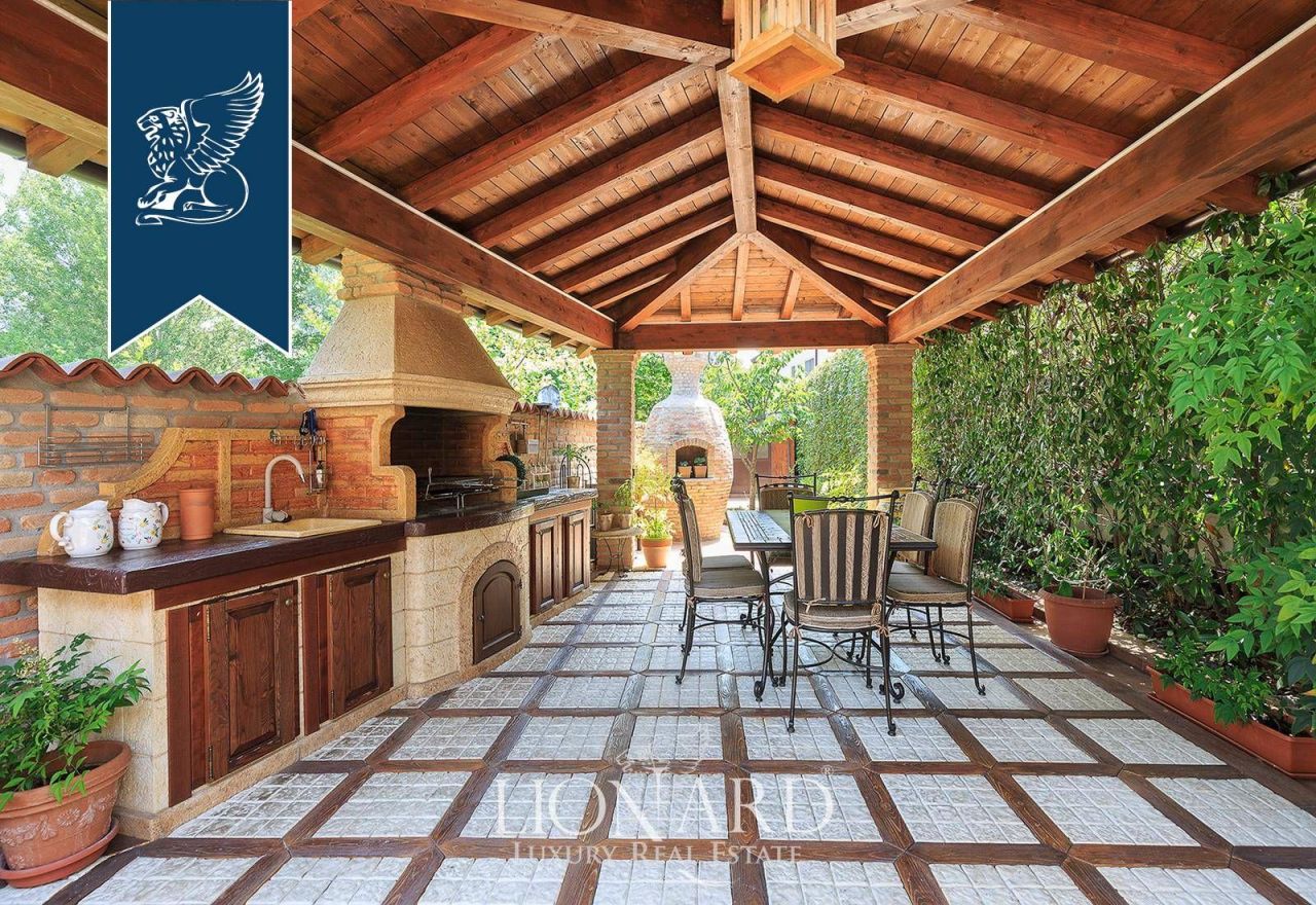 Вилла в Павии, Италия, 400 м² - фото 15