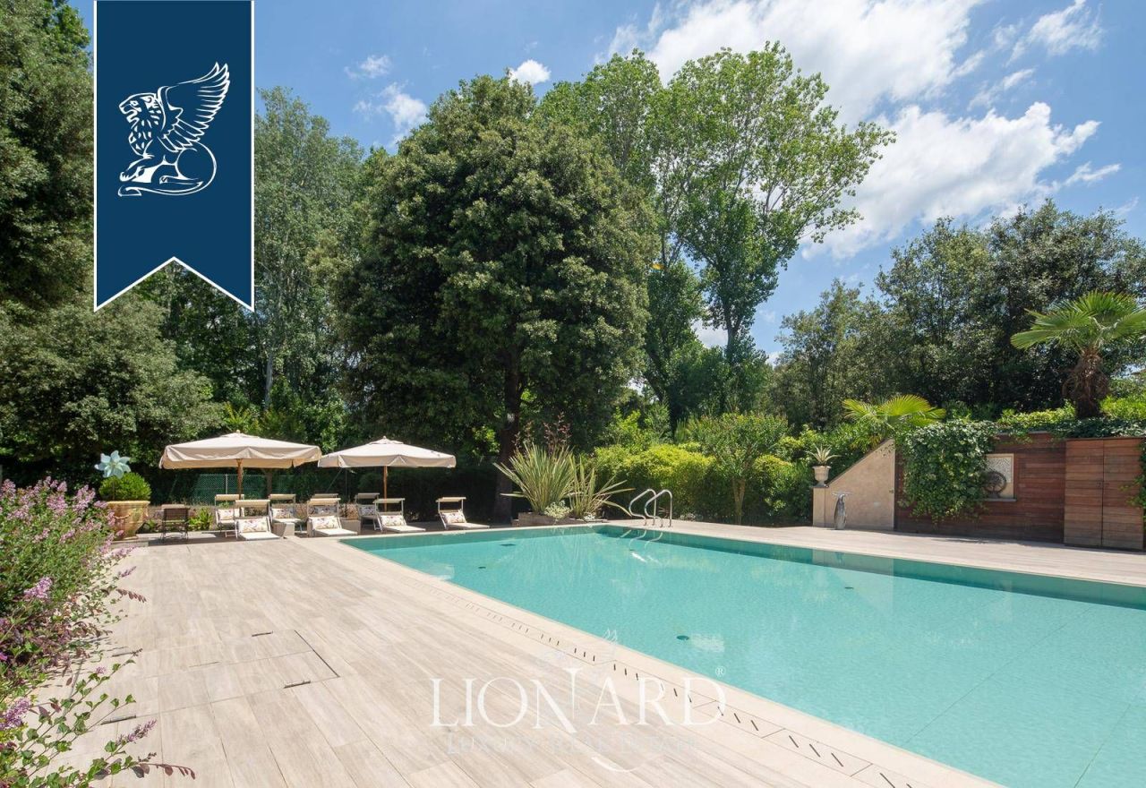 Вилла в Массе, Италия, 1 100 м² - фото 15