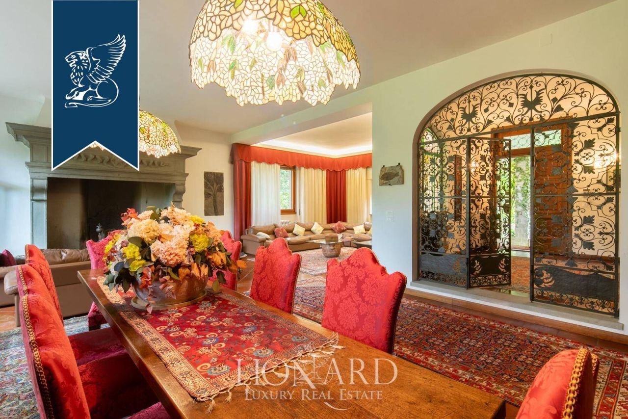 Вилла в Ареццо, Италия, 400 м² - фото 15