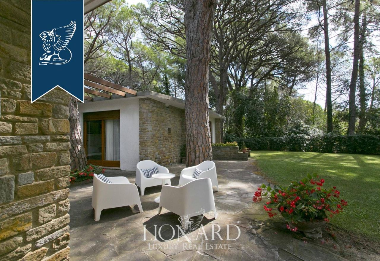 Вилла в Кастильоне-делла-Пеская, Италия, 300 м² - фото 15