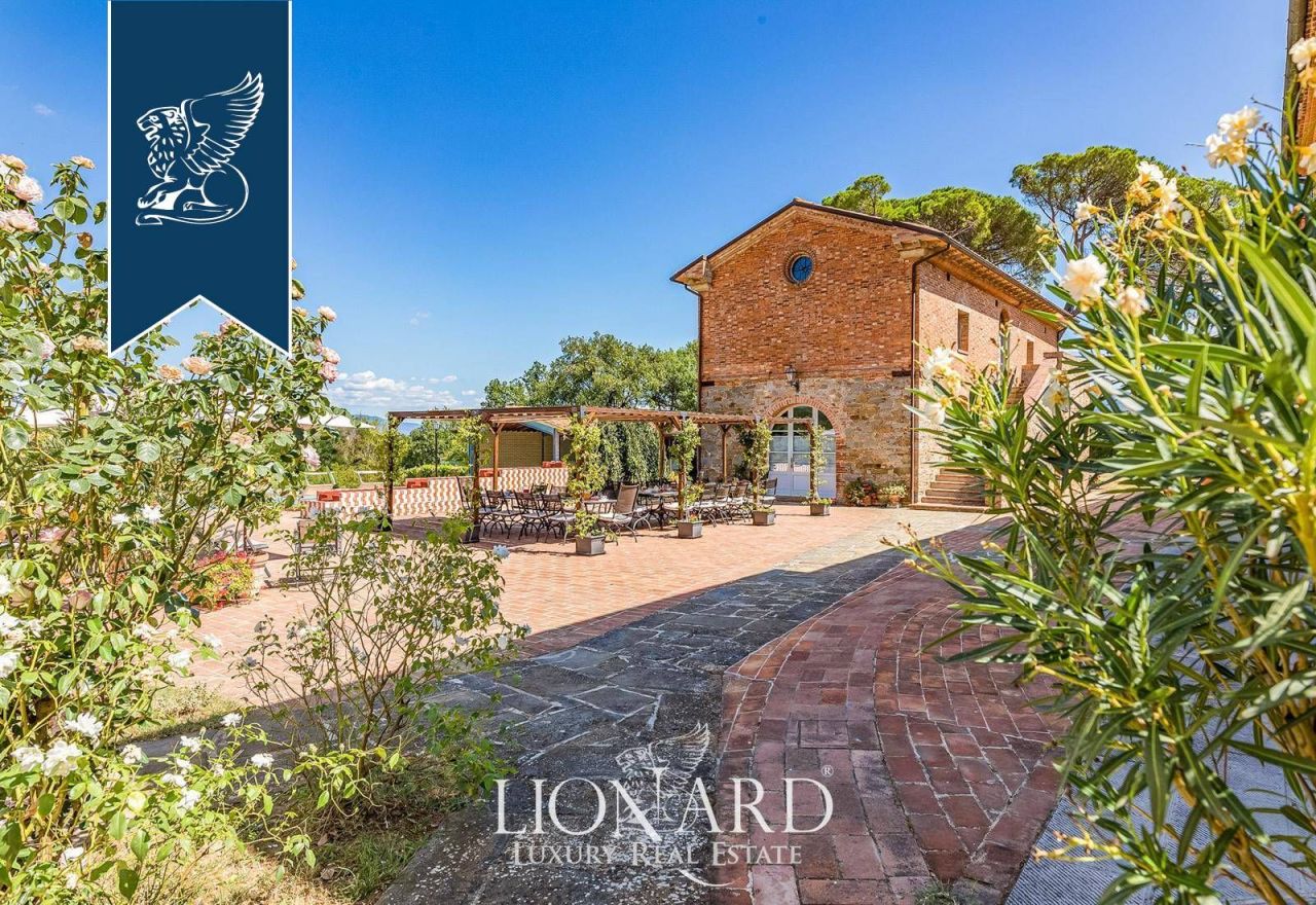 Вилла в Ареццо, Италия, 1 200 м² - фото 15