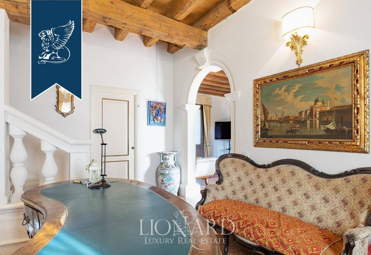 Ферма в Ровиго, Италия, 800 м² - фото 15