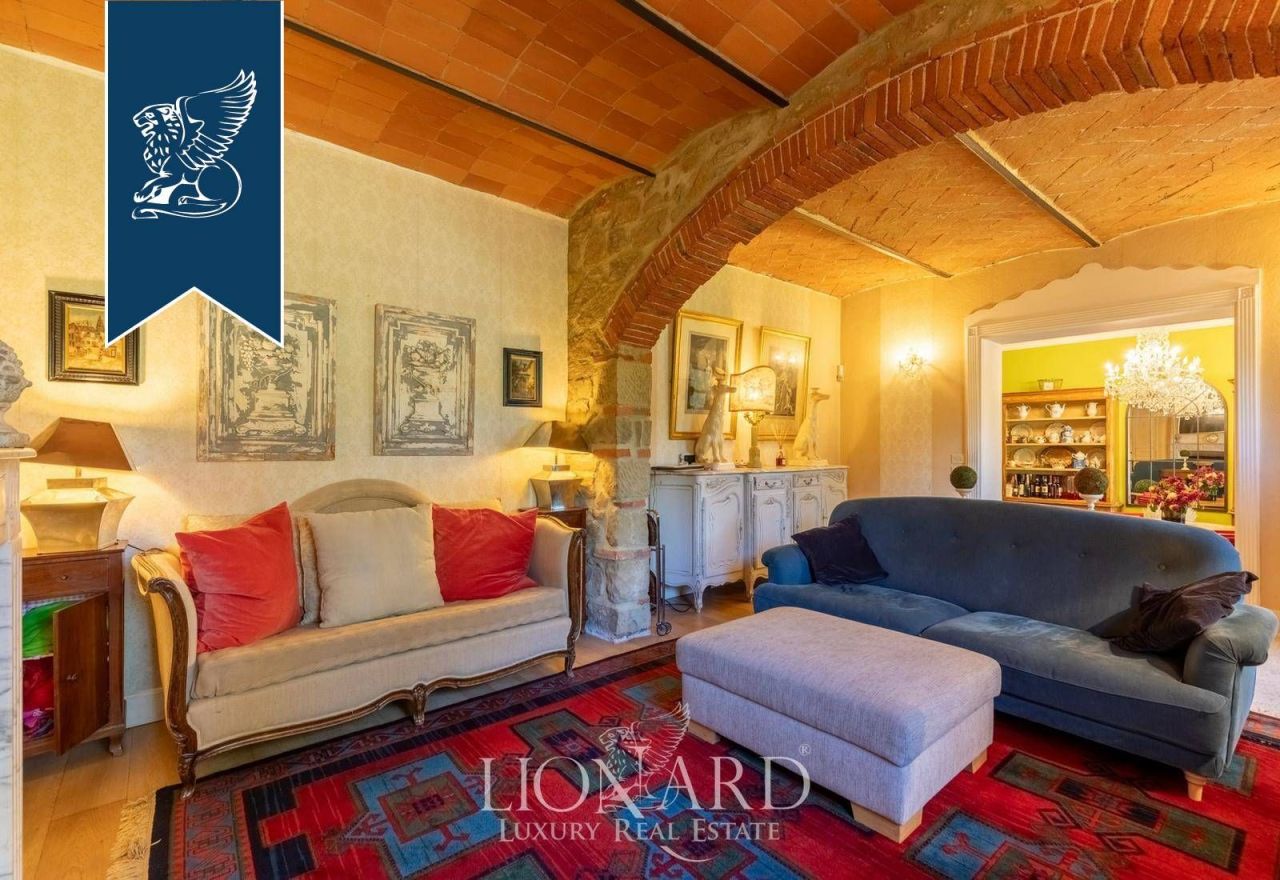 Вилла в Ареццо, Италия, 550 м² - фото 15