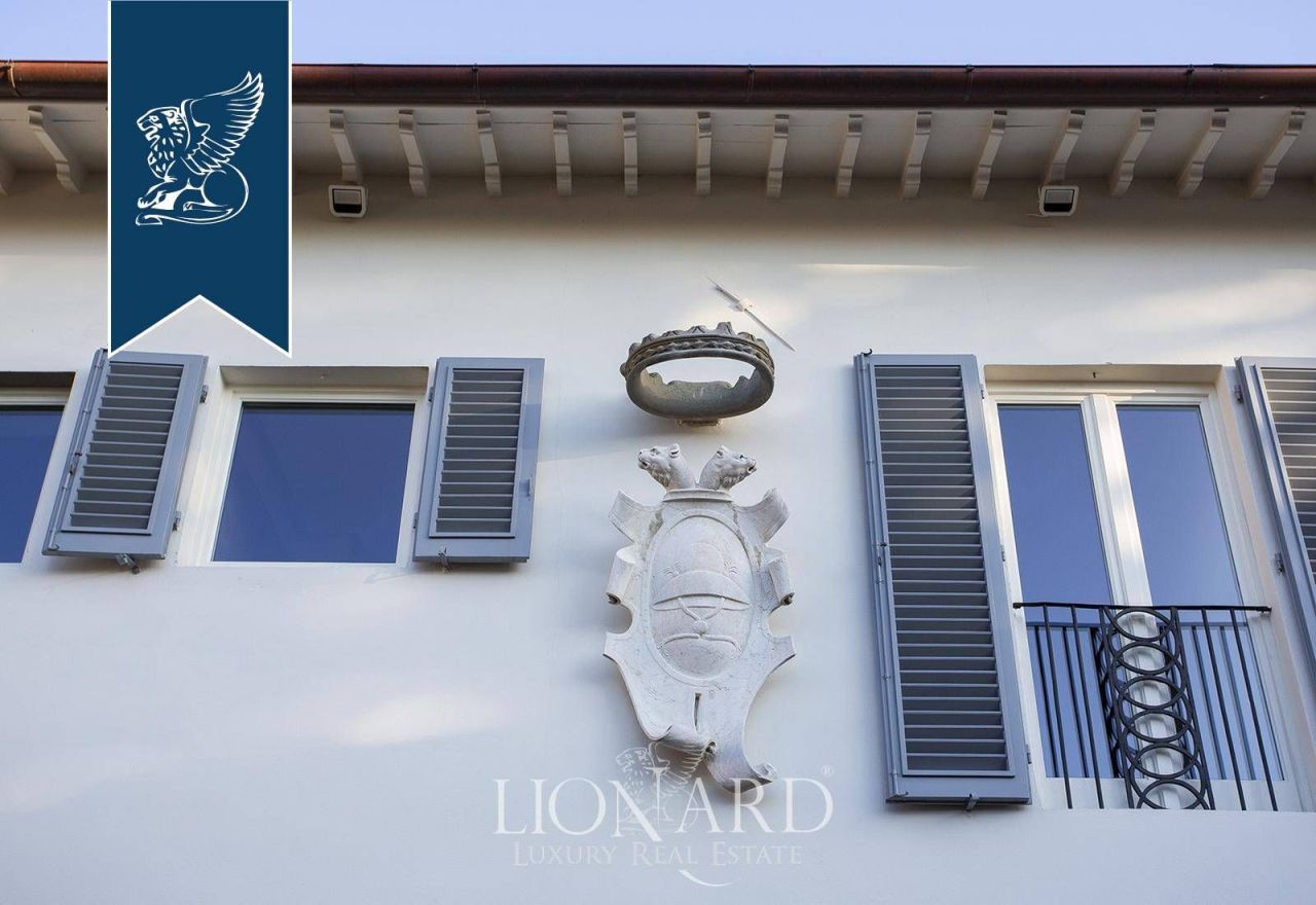 Вилла во Флоренции, Италия, 800 м² - фото 15