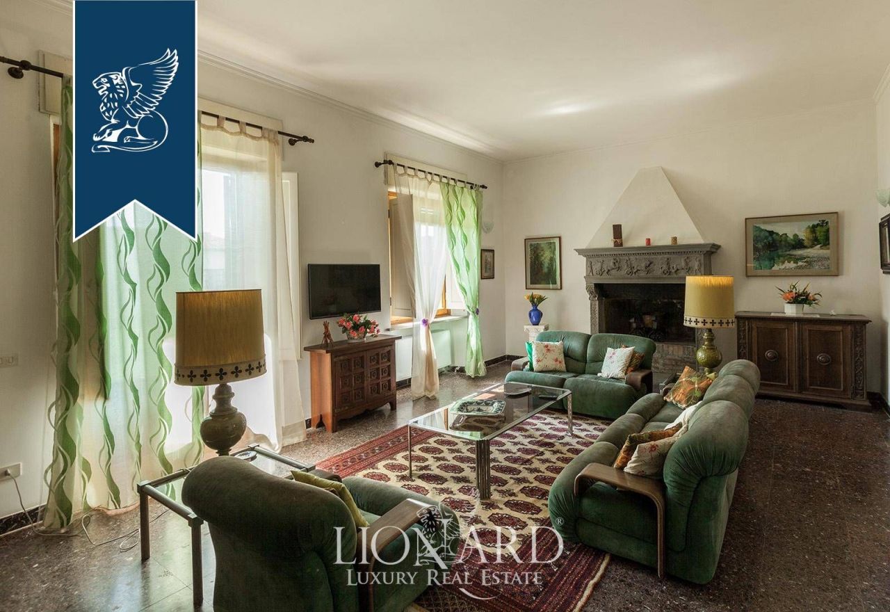 Вилла во Флоренции, Италия, 1 350 м² - фото 14