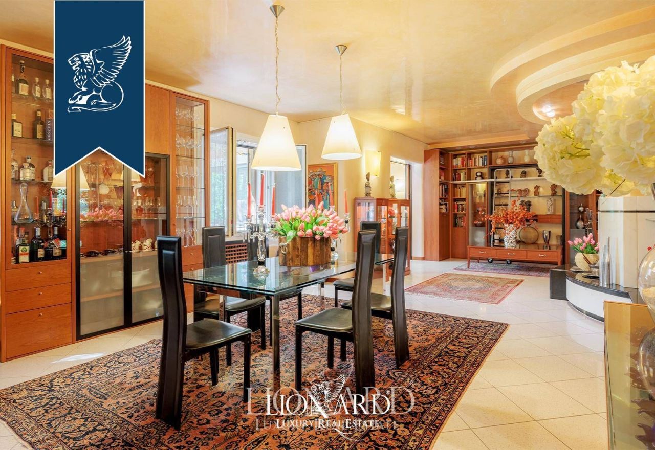 Вилла в Венеции, Италия, 680 м² - фото 14