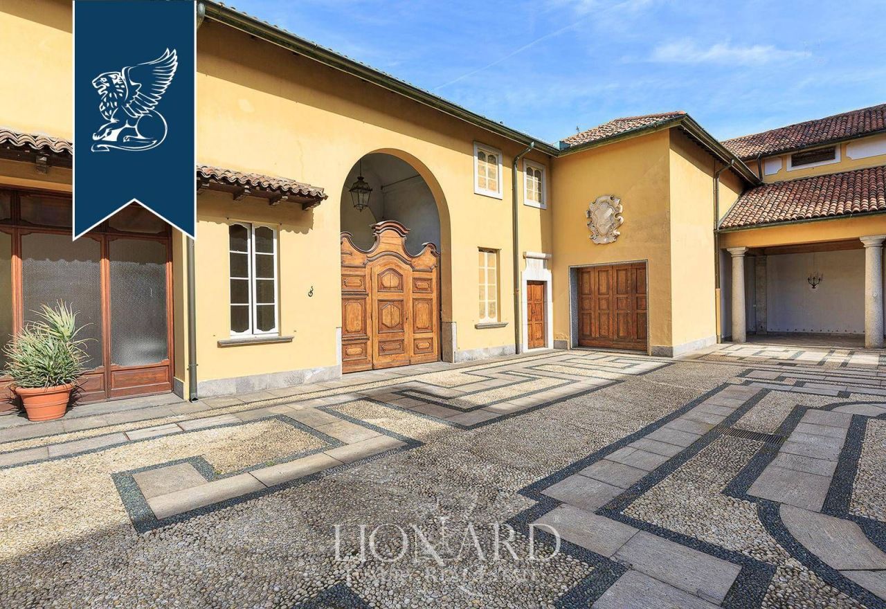 Вилла в Милане, Италия, 2 500 м² - фото 14