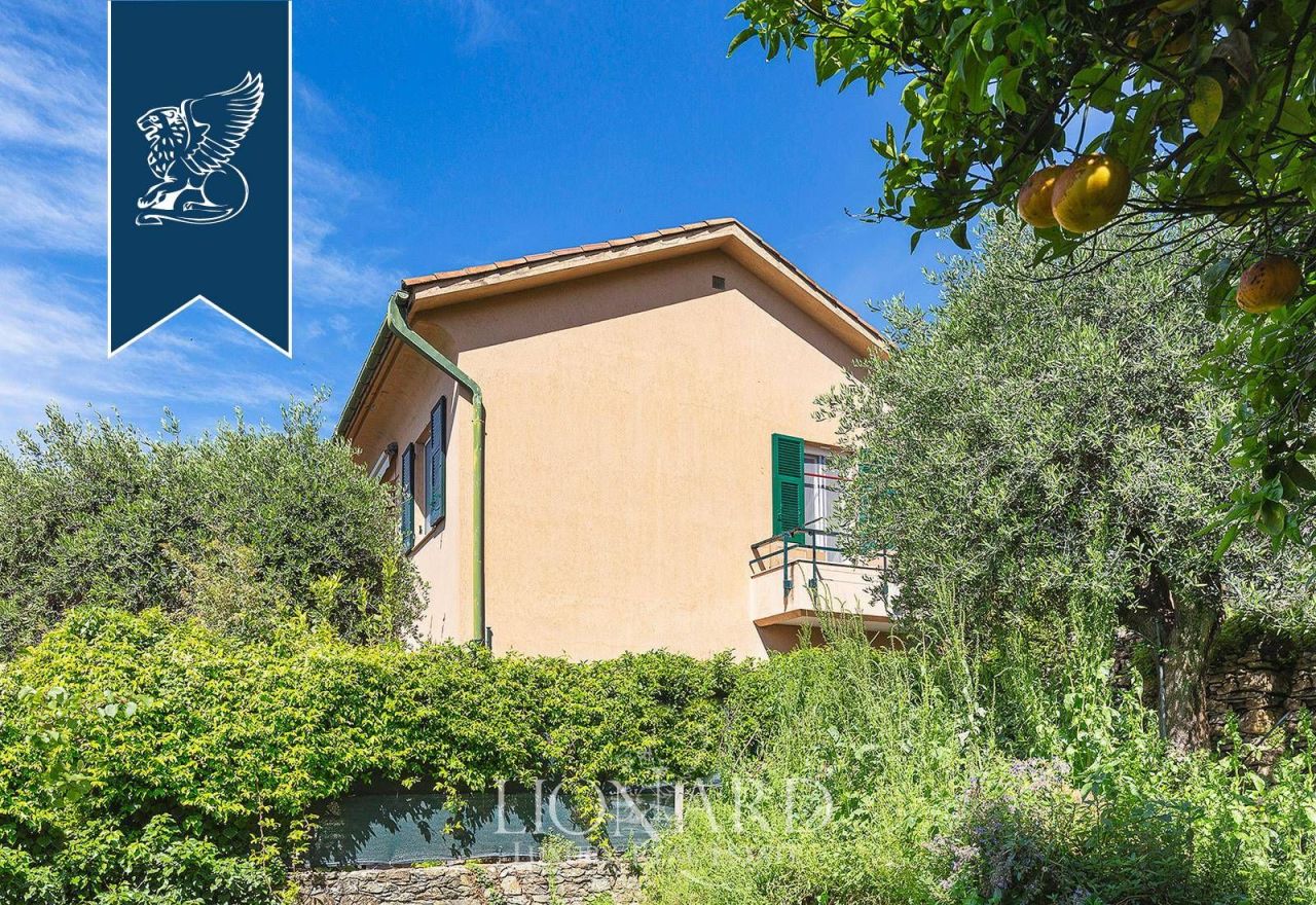 Вилла в Генуе, Италия, 300 м² - фото 14