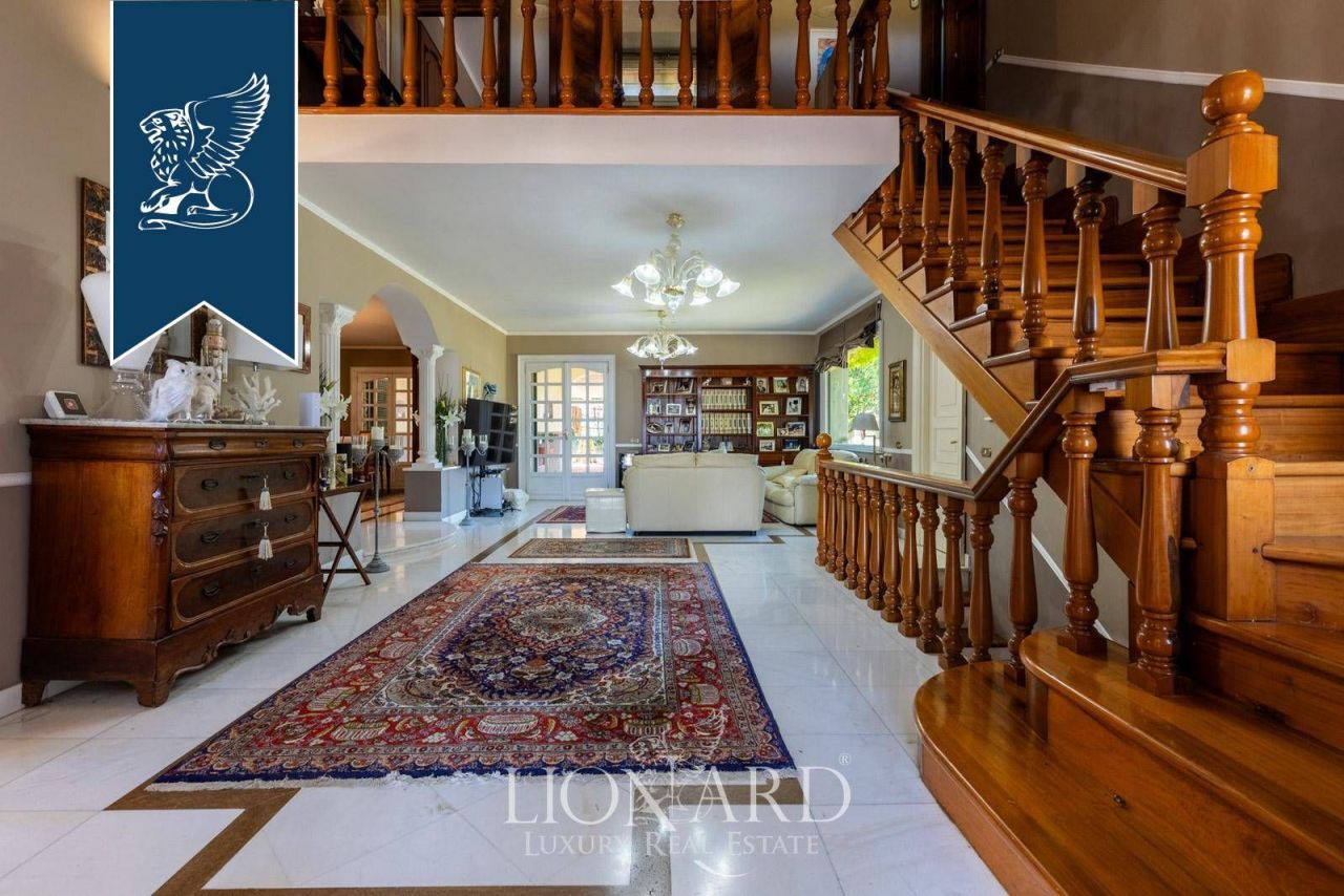 Вилла в Риме, Италия, 840 м² - фото 14