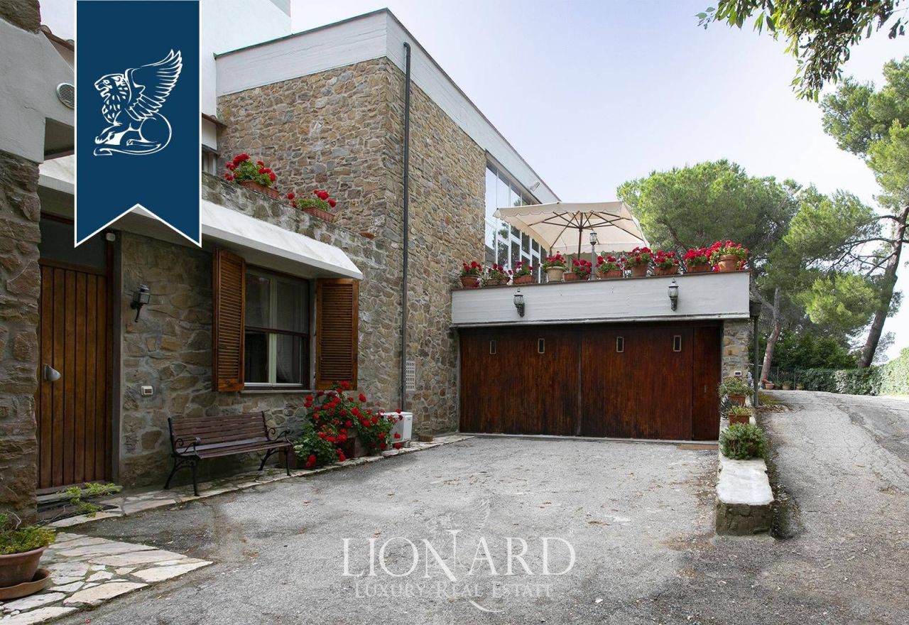 Вилла в Пьомбино, Италия, 800 м² - фото 14