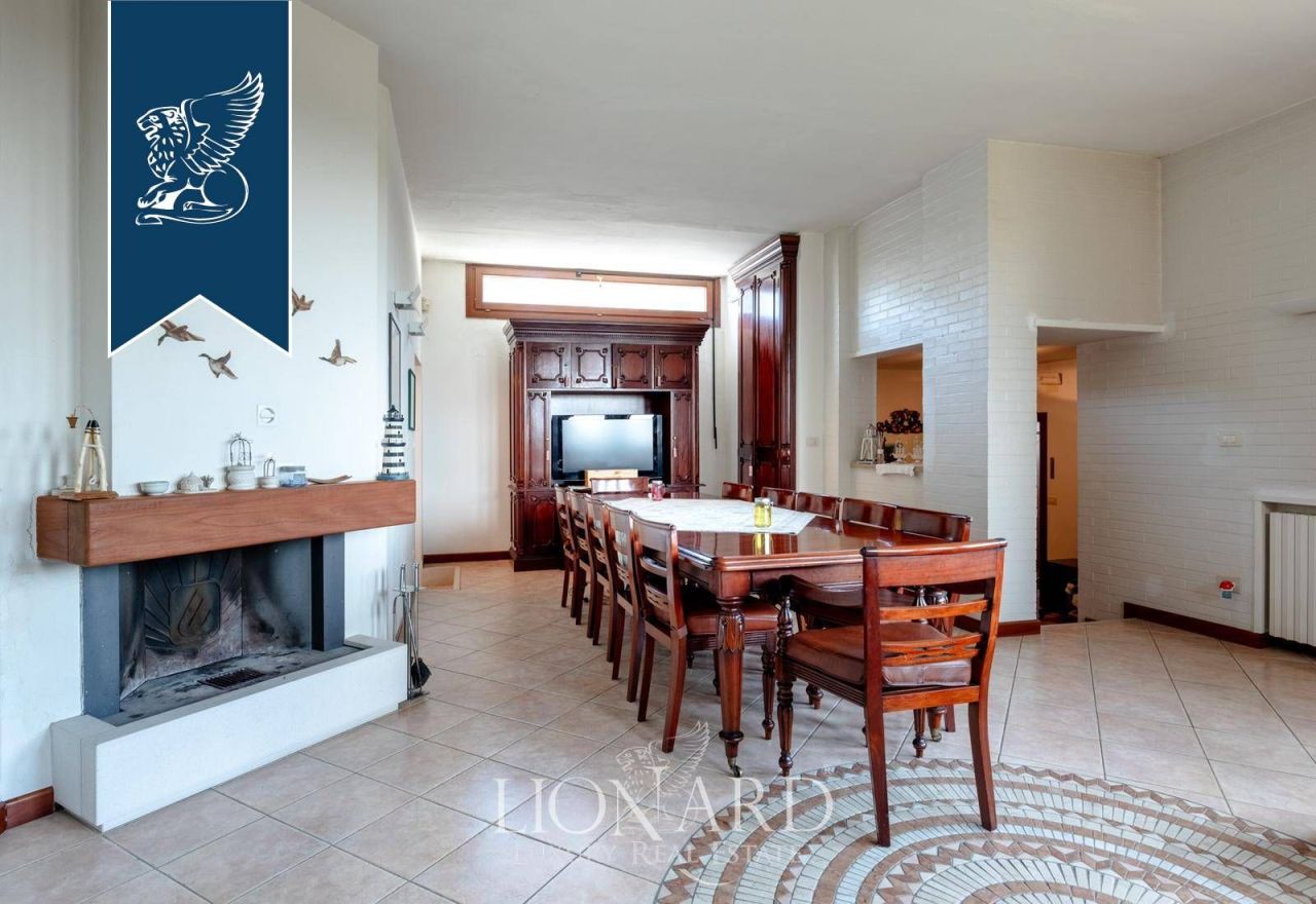 Вилла в Венеции, Италия, 215 м² - фото 16