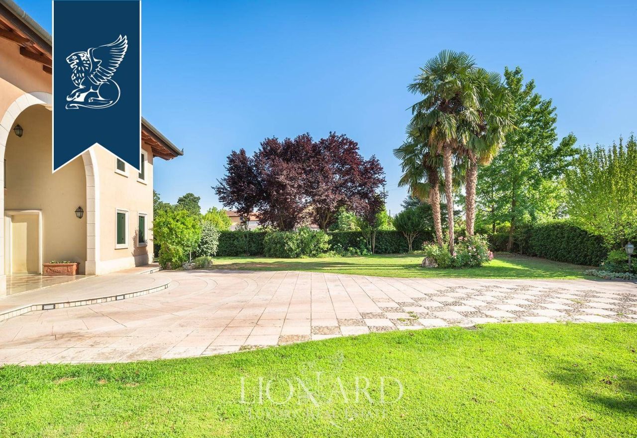 Вилла в Виченце, Италия, 500 м² - фото 16