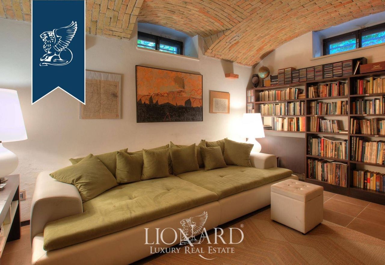 Вилла в Павии, Италия, 550 м² - фото 16