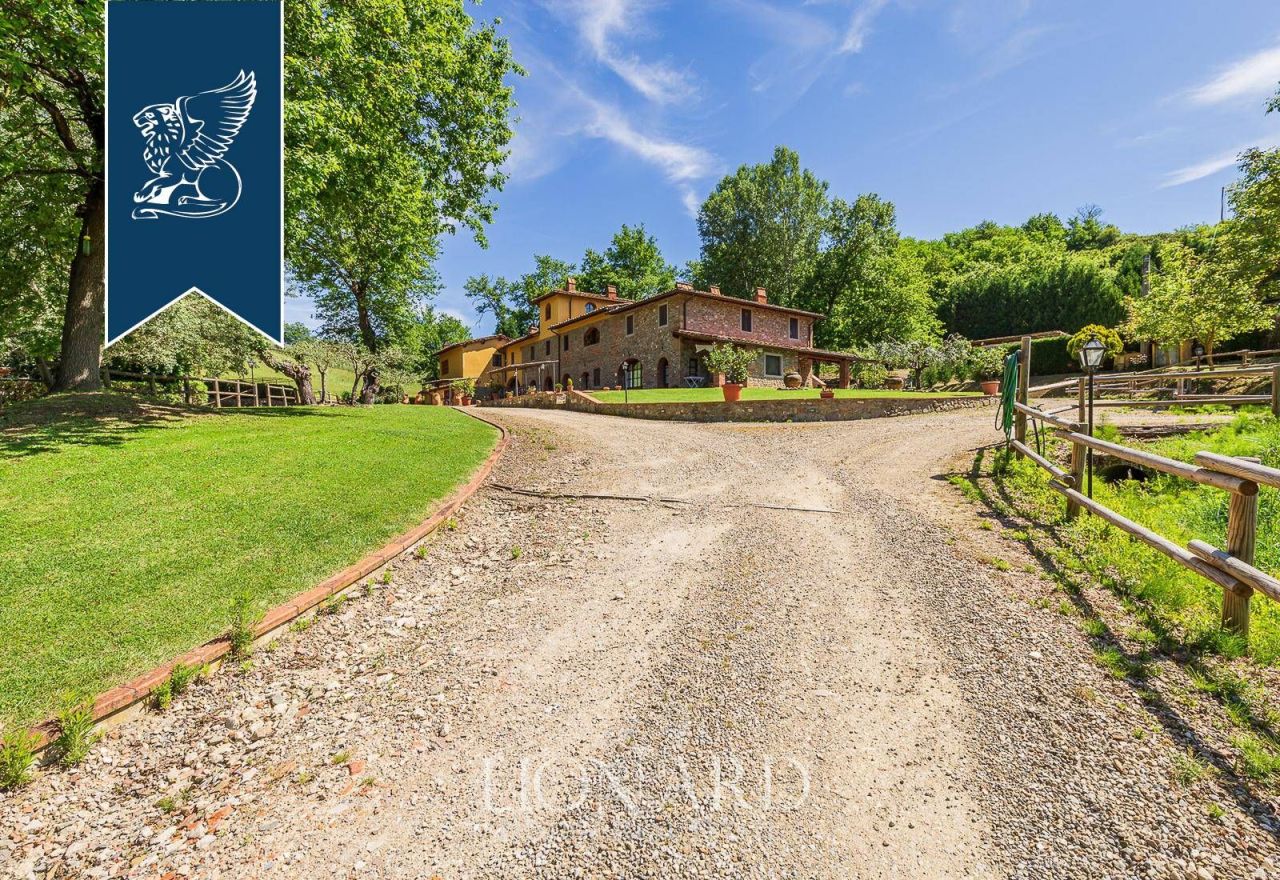 Ферма во Флоренции, Италия, 900 м² - фото 16