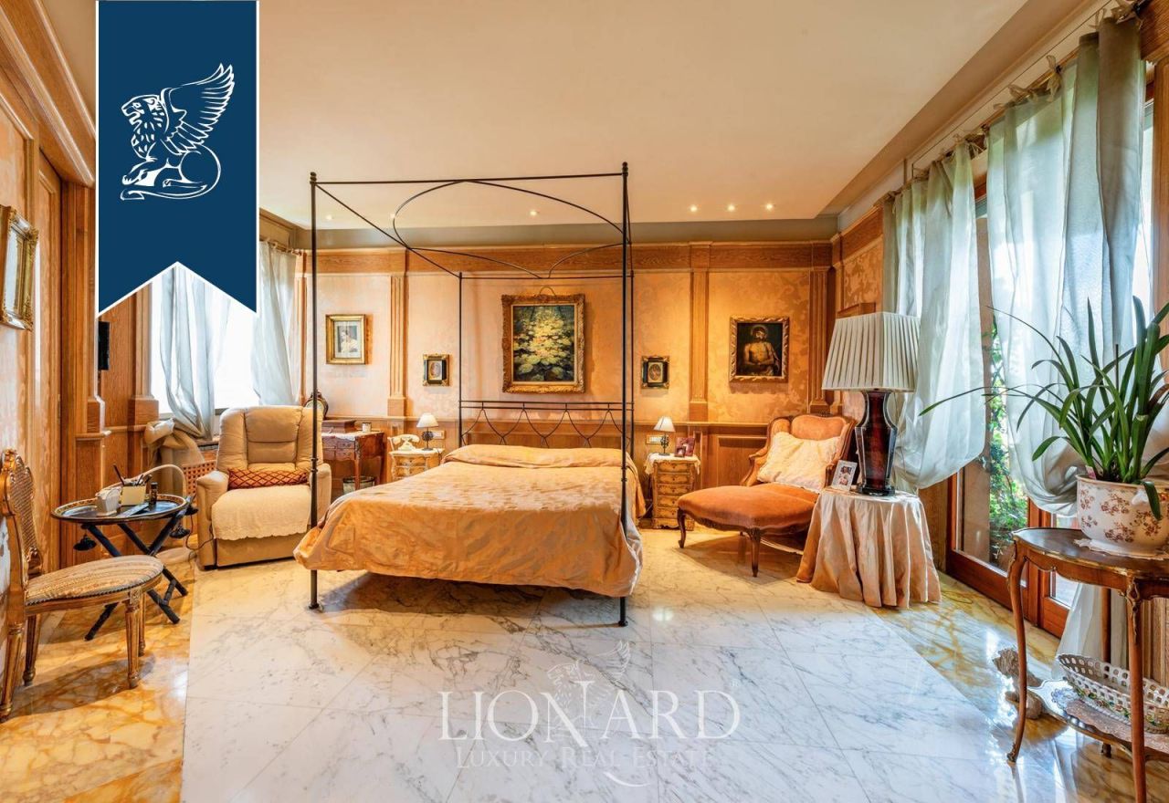 Апартаменты в Милане, Италия, 450 м² - фото 16